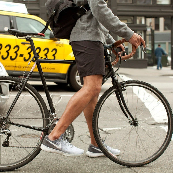 None The Myles Everyday Short In Charcoal - Image 3