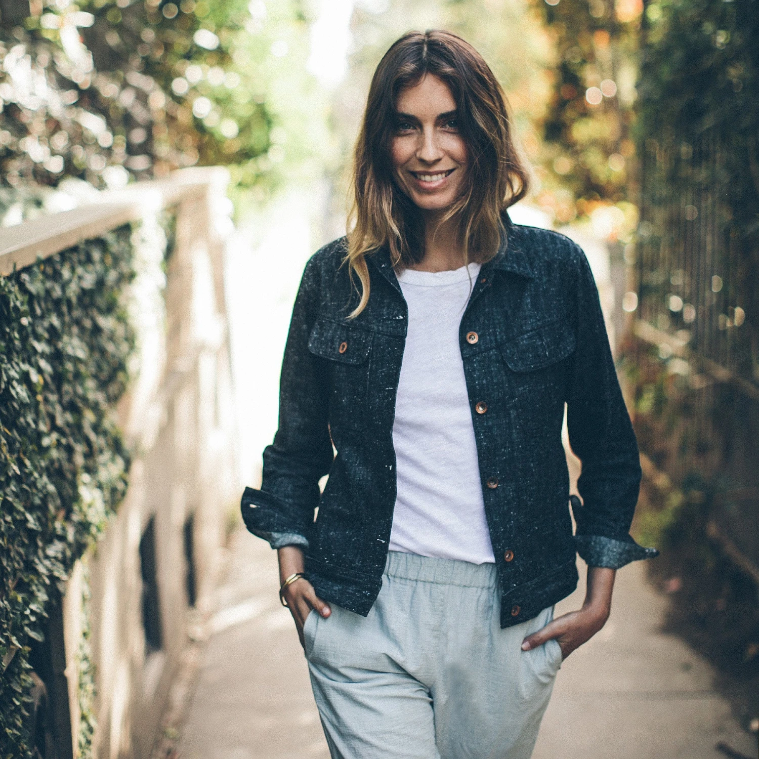 None The Pacific Jacket In Indigo Silk Denim - Image 4