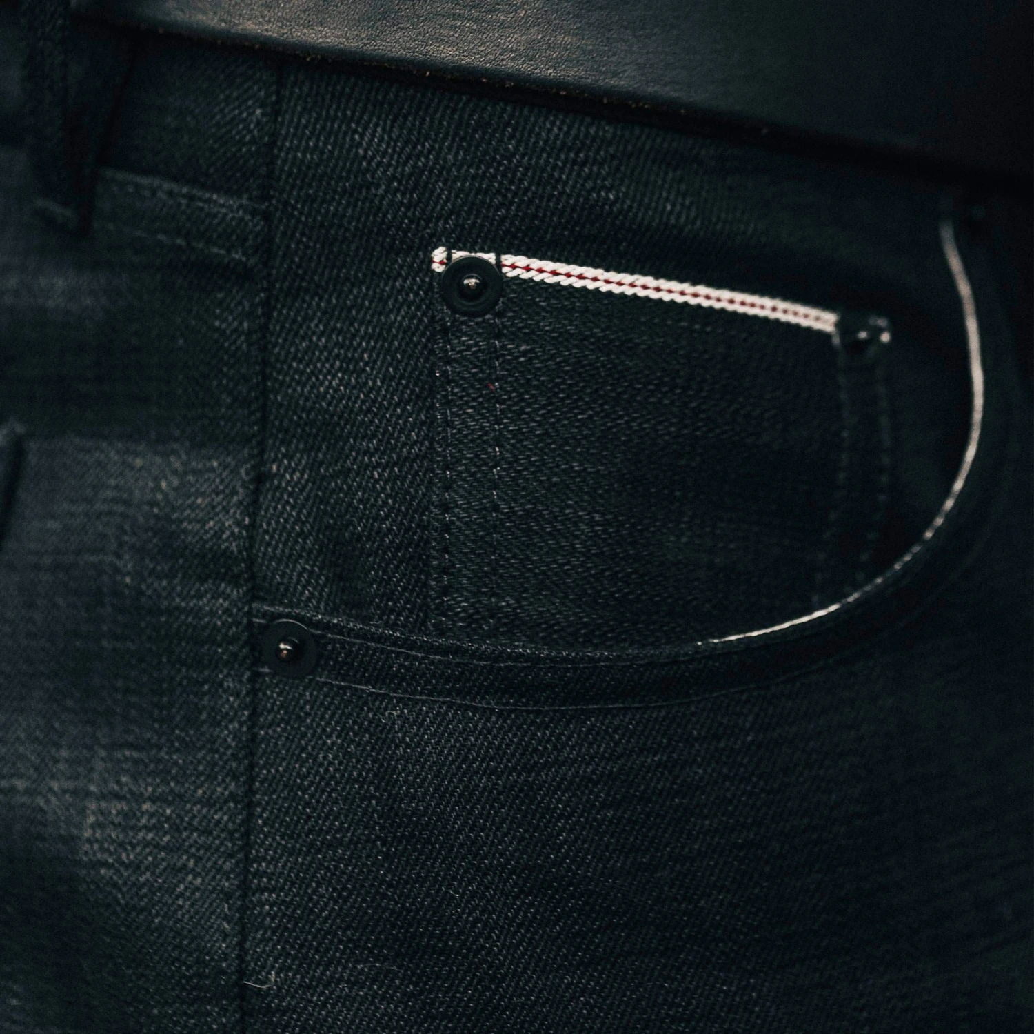 The Slim Jean In Black Selvage - Image 6
