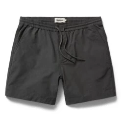 The Apres Short In Granite Sixty Forty