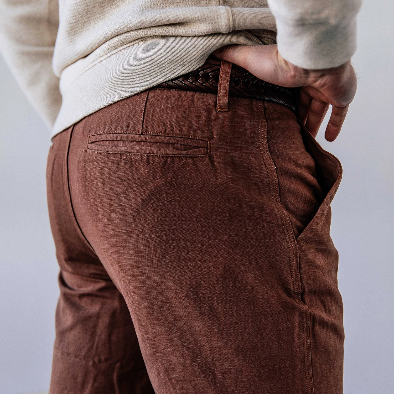 The Morse Pant In Mahogany Slub - Image 4