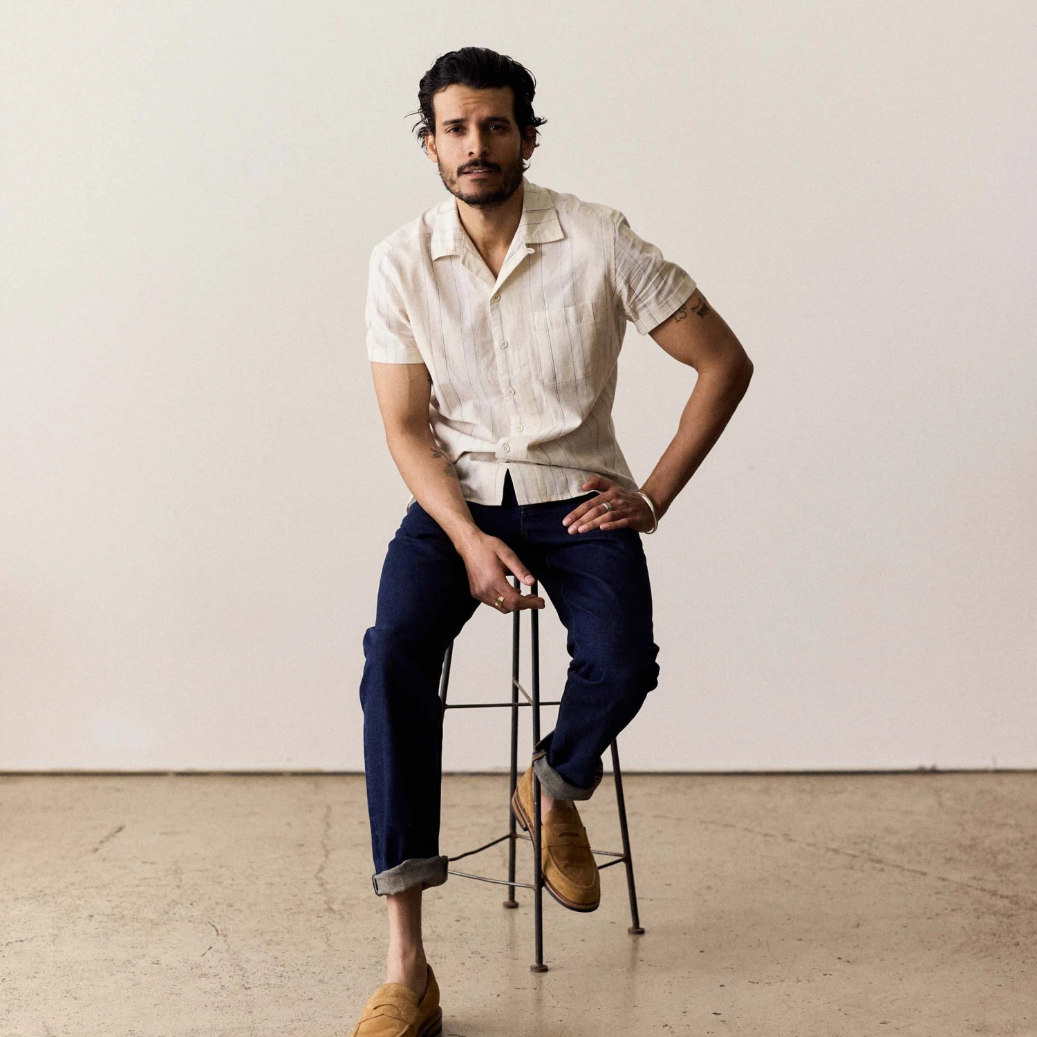 The Short Sleeve Hawthorne In Fog Stripe - Image 2