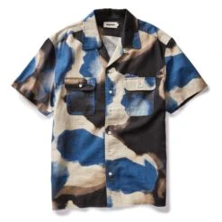The Short Sleeve Carter In Dark Navy Abstract