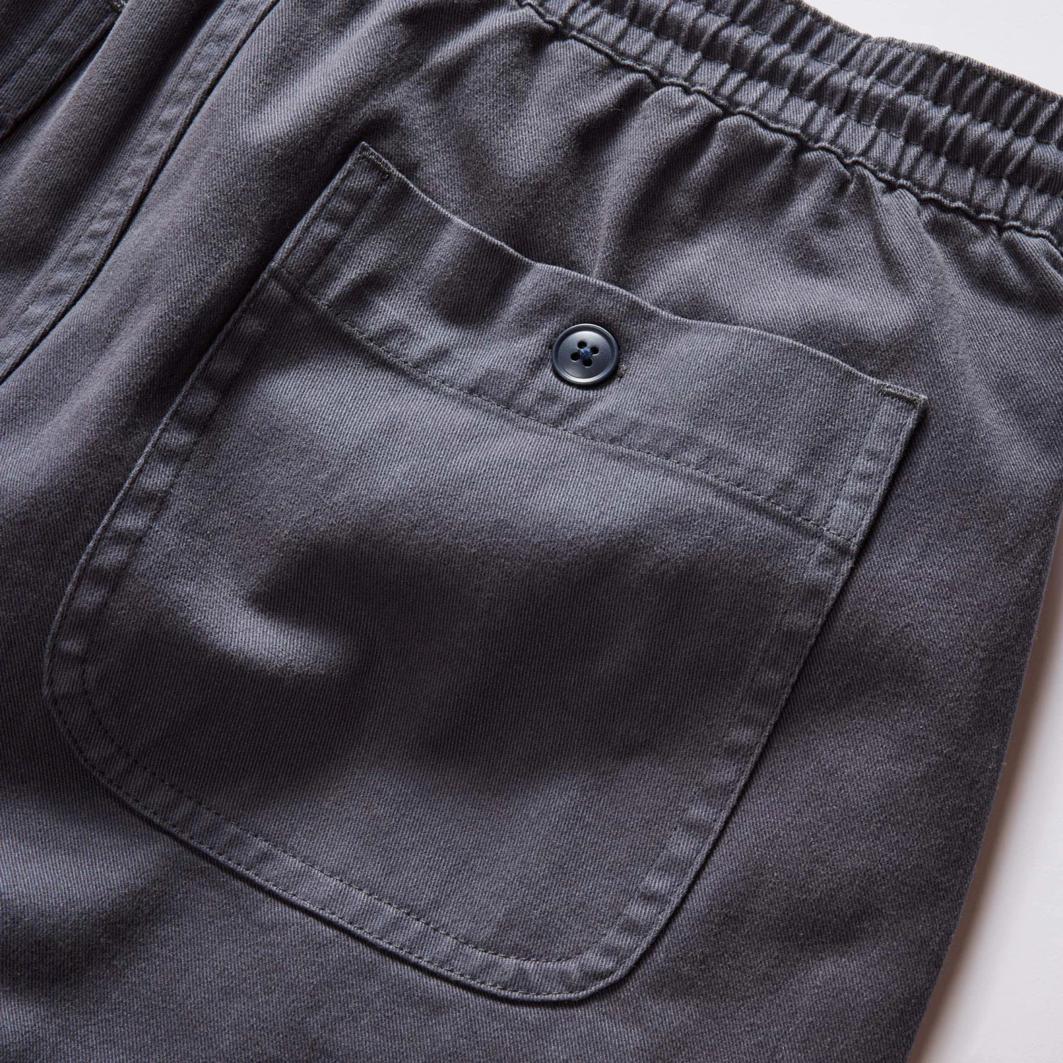 The Apres Short In Organic Dark Blue Foundation Twill - Image 6