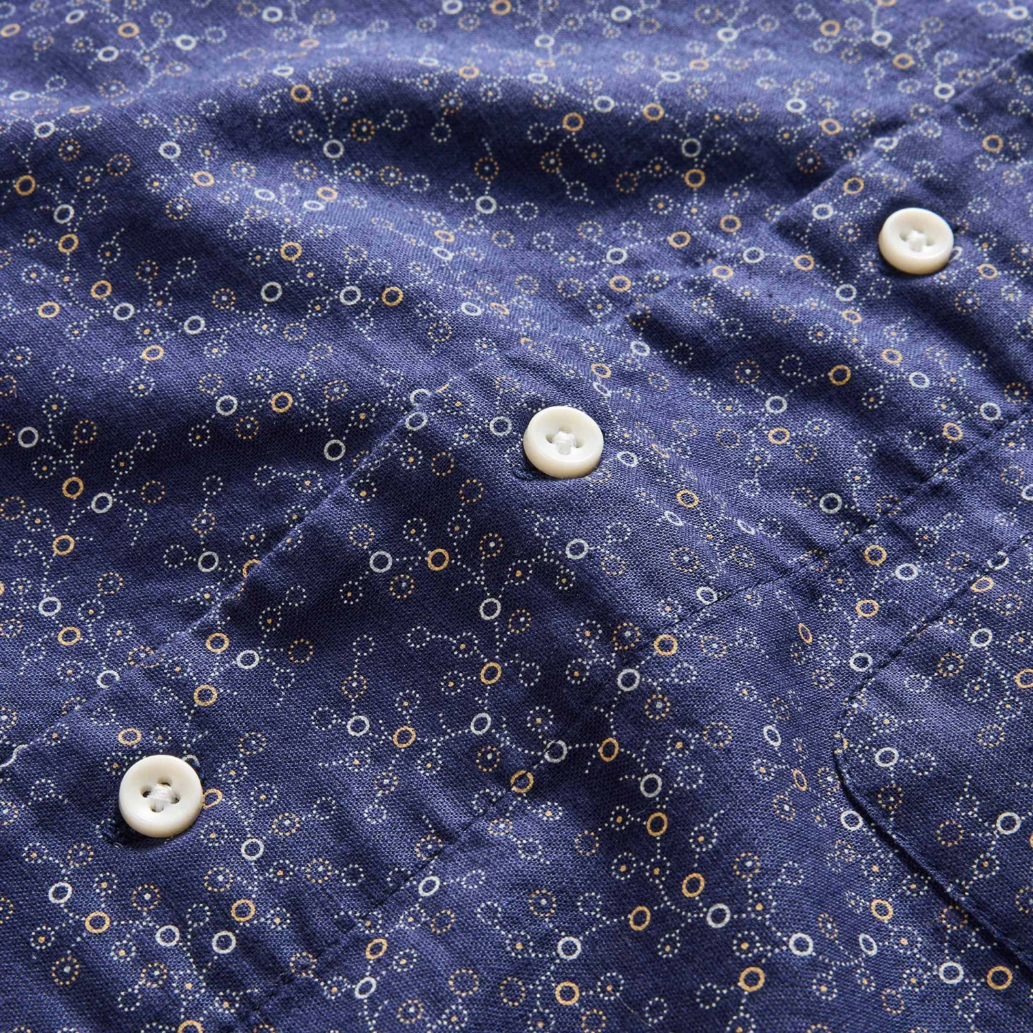 The Short Sleeve Hawthorne In Dark Navy Floral - Image 5