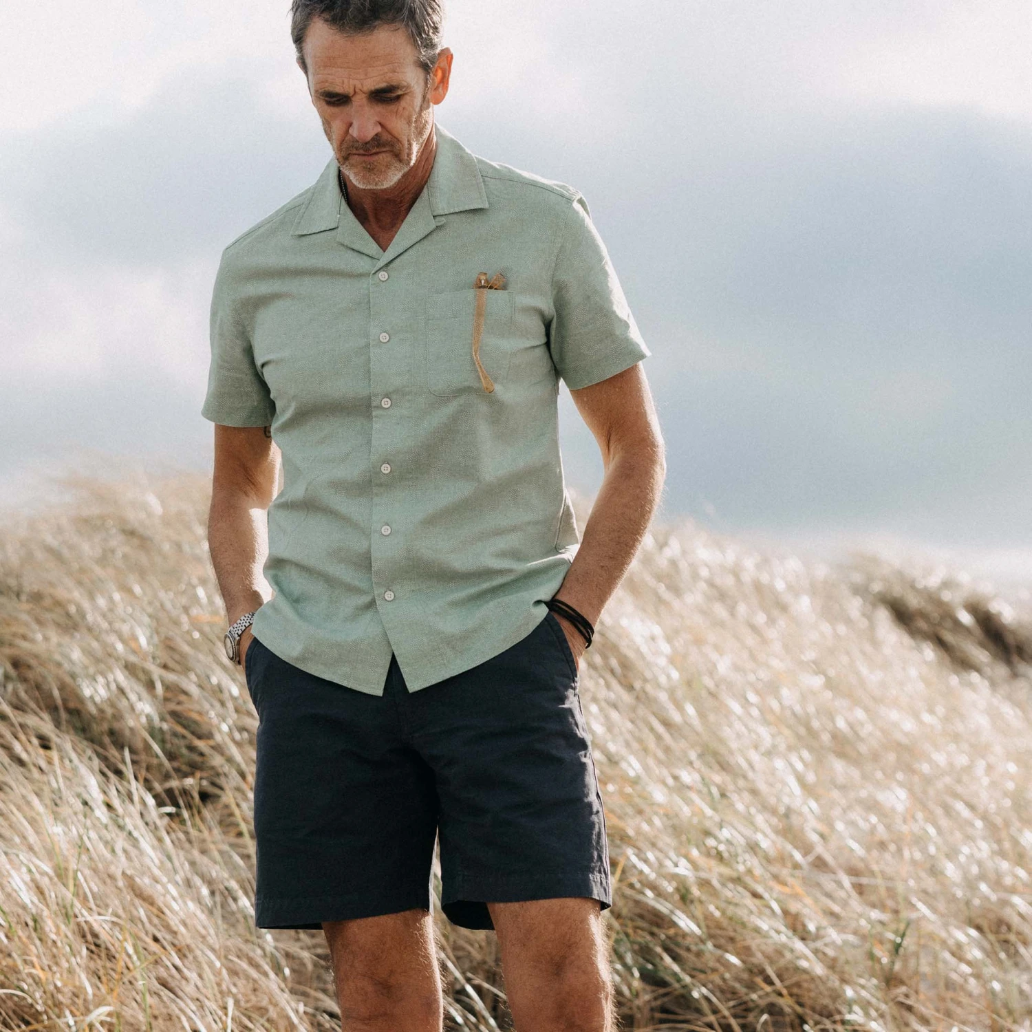 The Short Sleeve Hawthorne In Sea Moss Floral - Image 2