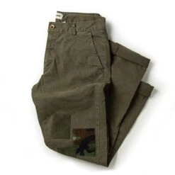 The Atelier And Repairs Chino In Olive