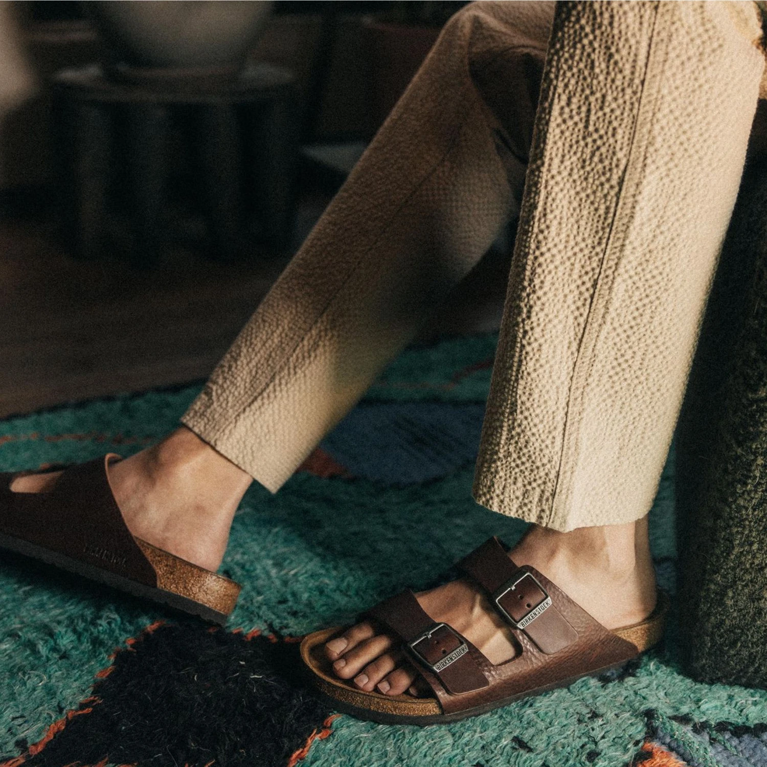 The Easy Pant In Heather Oat Seersucker - Image 4