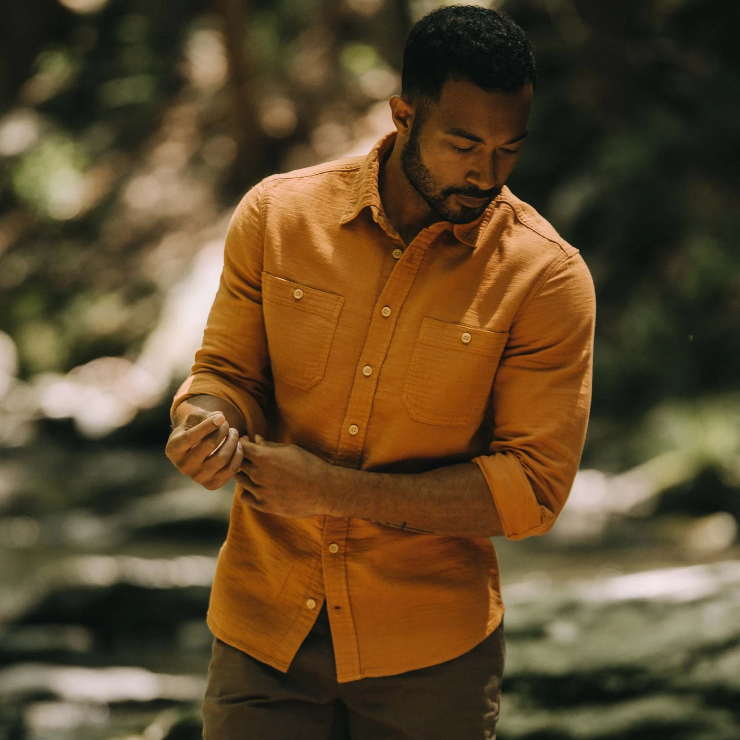The Utility Shirt In Russet Double Cloth - Image 4