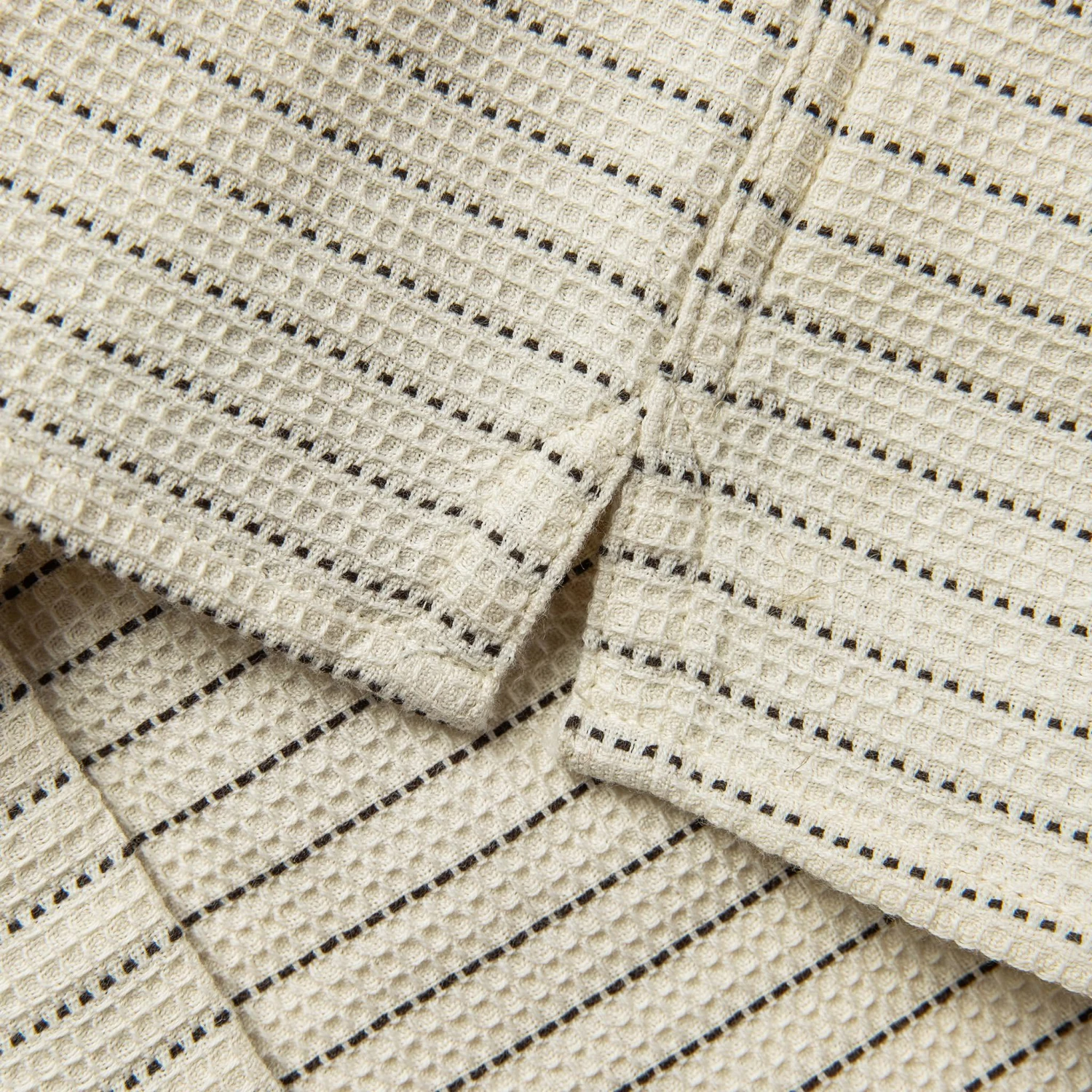 The Short Sleeve Hawthorne In Natural Pickstitch Waffle - Image 8