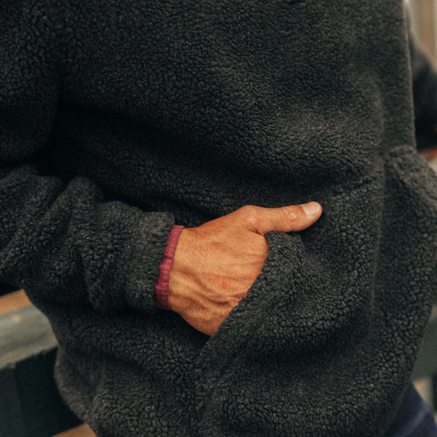 The Nomad Pullover In Charcoal Heather Sherpa - Image 4