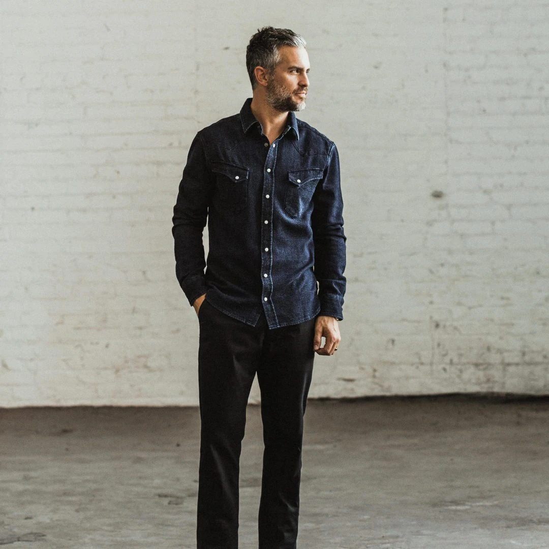 The Western Shirt In Indigo Crepe - Image 5