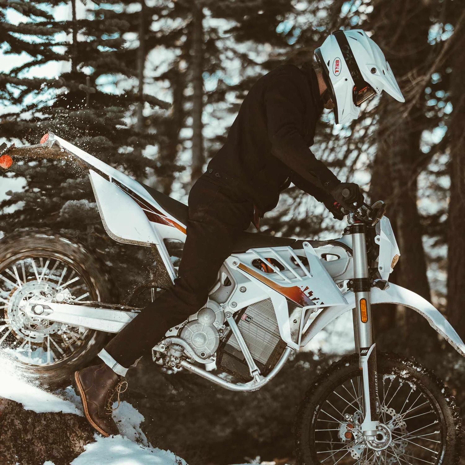 None The Cap Toe Moto Boot In Brown Steerhide - Image 3