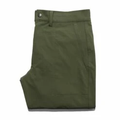 The Alpine Pant In Moss