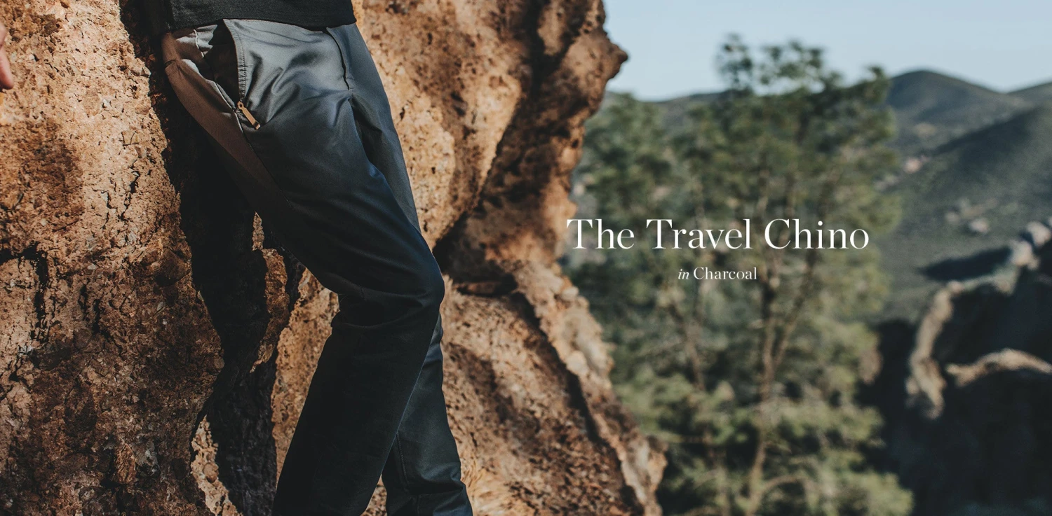 The Travel Chino In Charcoal - Image 7