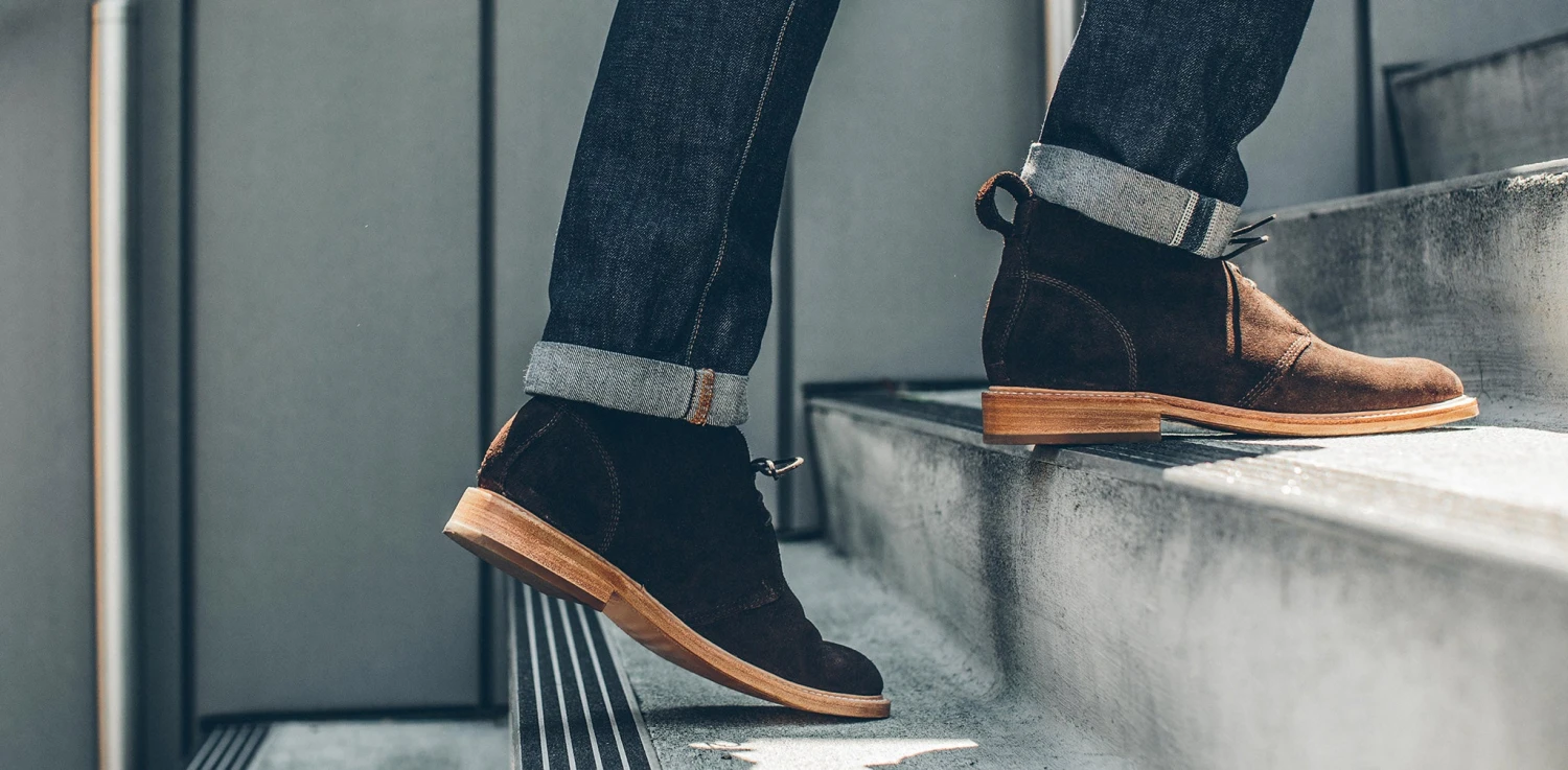 The Chukka In Weatherproof Chocolate Suede - Image 9