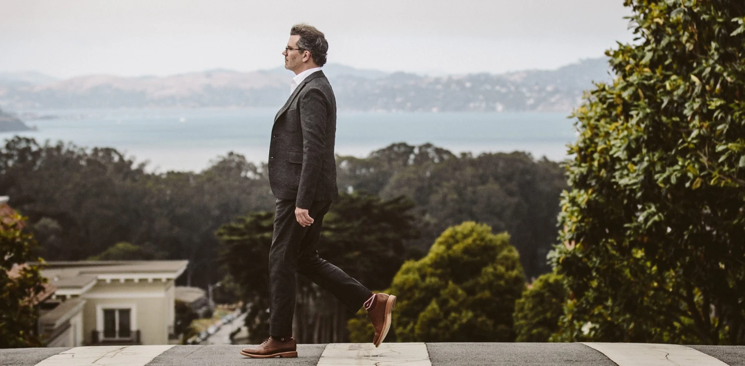 The Telegraph Trouser In Charcoal Herringbone - Image 9