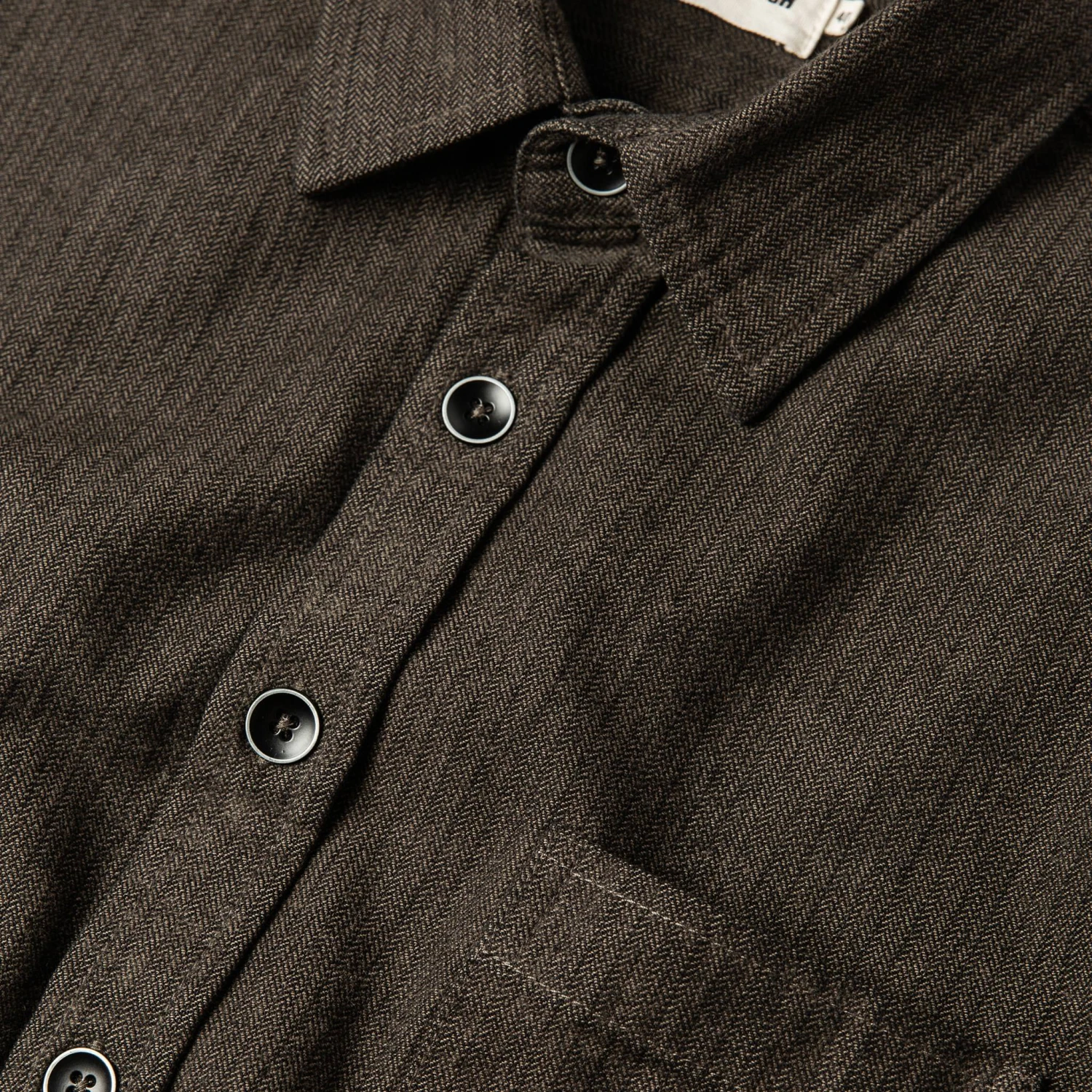 The Mechanic Shirt In Dark Olive Herringbone - Image 6